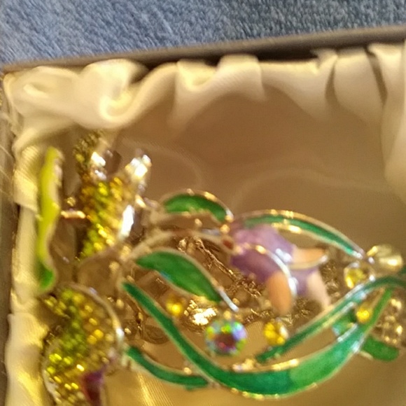 🤶Cuff bracelet/earring set - Picture 2 of 3